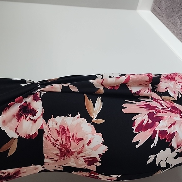 WHBM black floral no sleeve stretchy dress-S - Picture 2 of 9